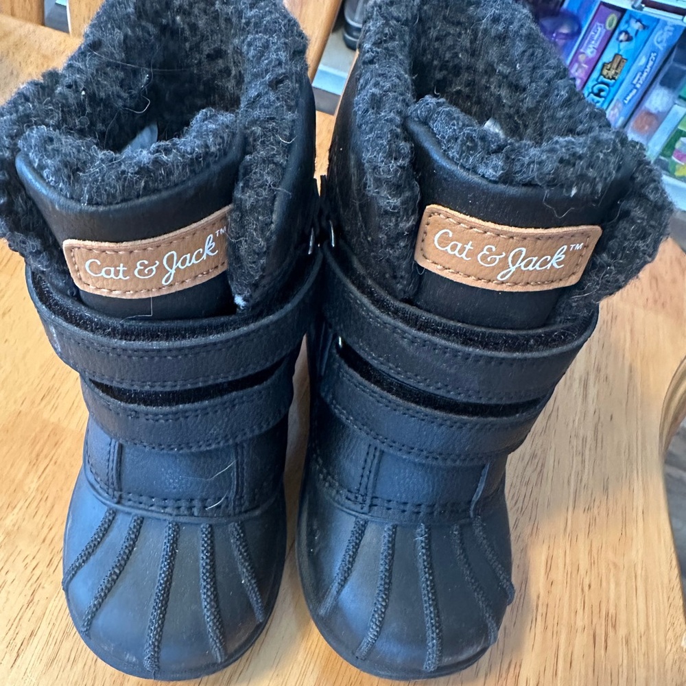 Cat & Jack Black Winter Boots
